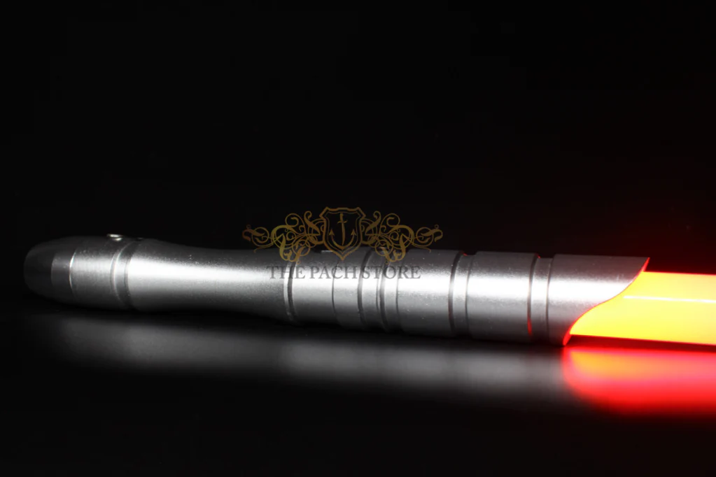 Most affordable saber: The Tiny Giant (Kyojin) custom saber - Image 2